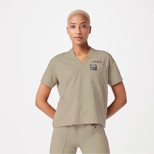 FIGS • Limited Edition Mandalorian baby yoda Ashoka wrap scrub top tan s…